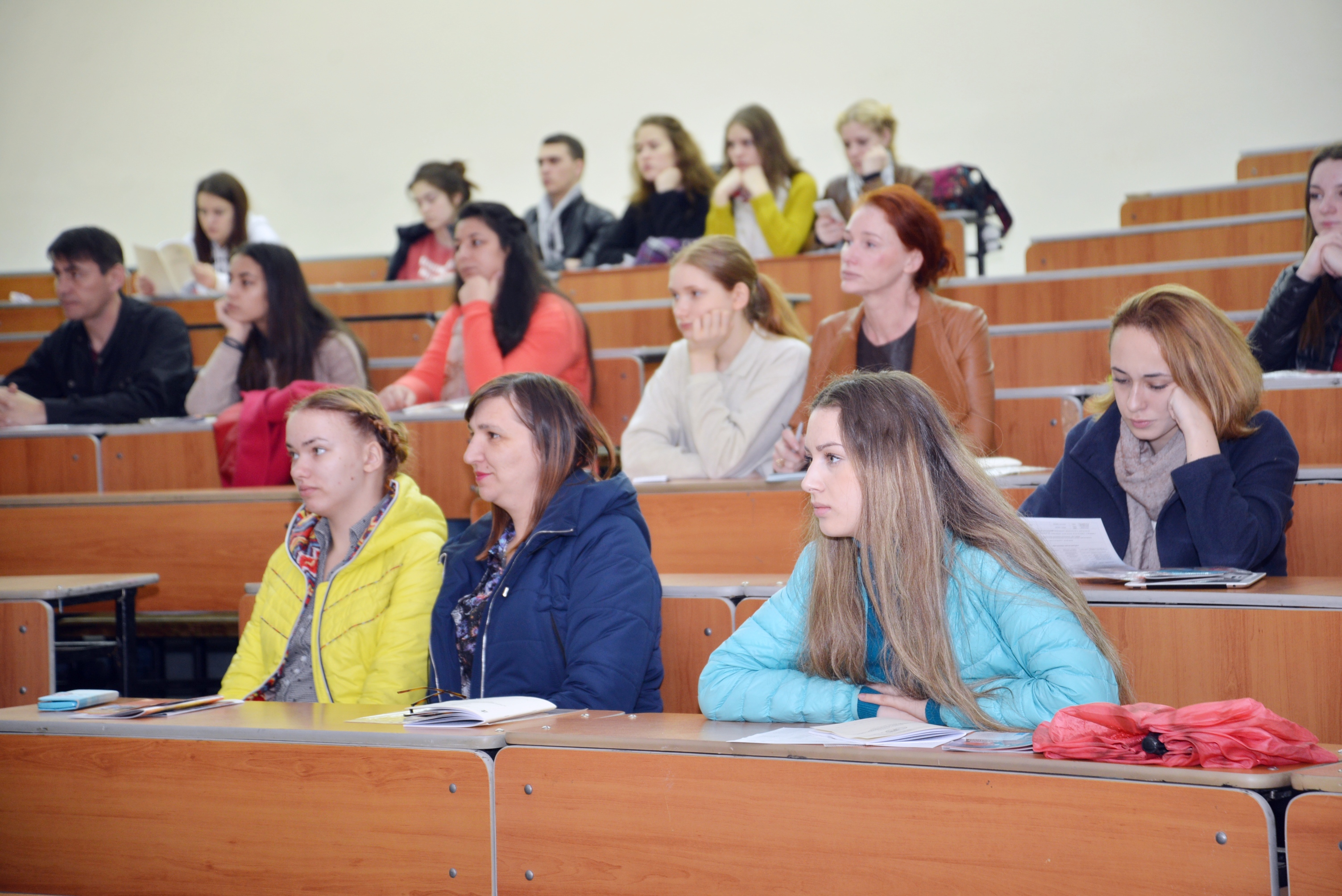 Во ВГУЭС прошло родительское собрание Во ВГУЭС прошло родительское собрание