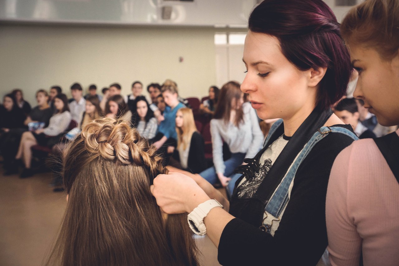 специальность стилистика и искусство визажа. после 9 класса индустрия красоты. после 9 класса индустрия красоты. университет синергия екатеринбург. стилистика и искусство визажа колледж.