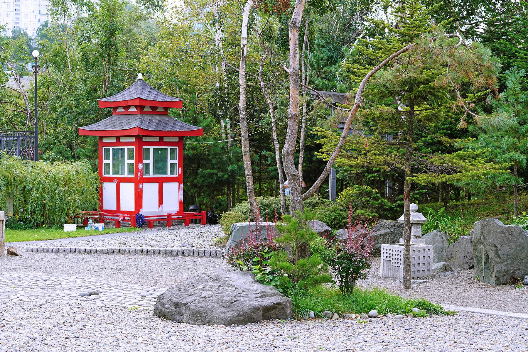 Реконструкция уникального сада камней ВГУЭС проходит по канонам японской ландшафтной архитектуры