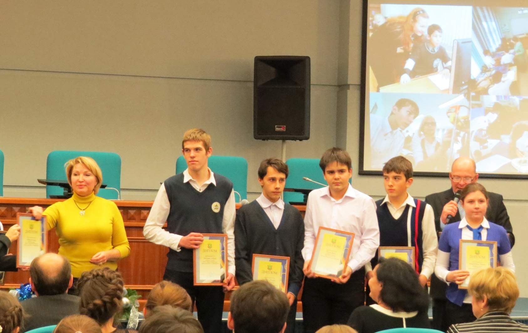 Ученики Международной лингвистической школы ВГУЭС – призеры  муниципального этапа Всероссийской предметной олимпиады.