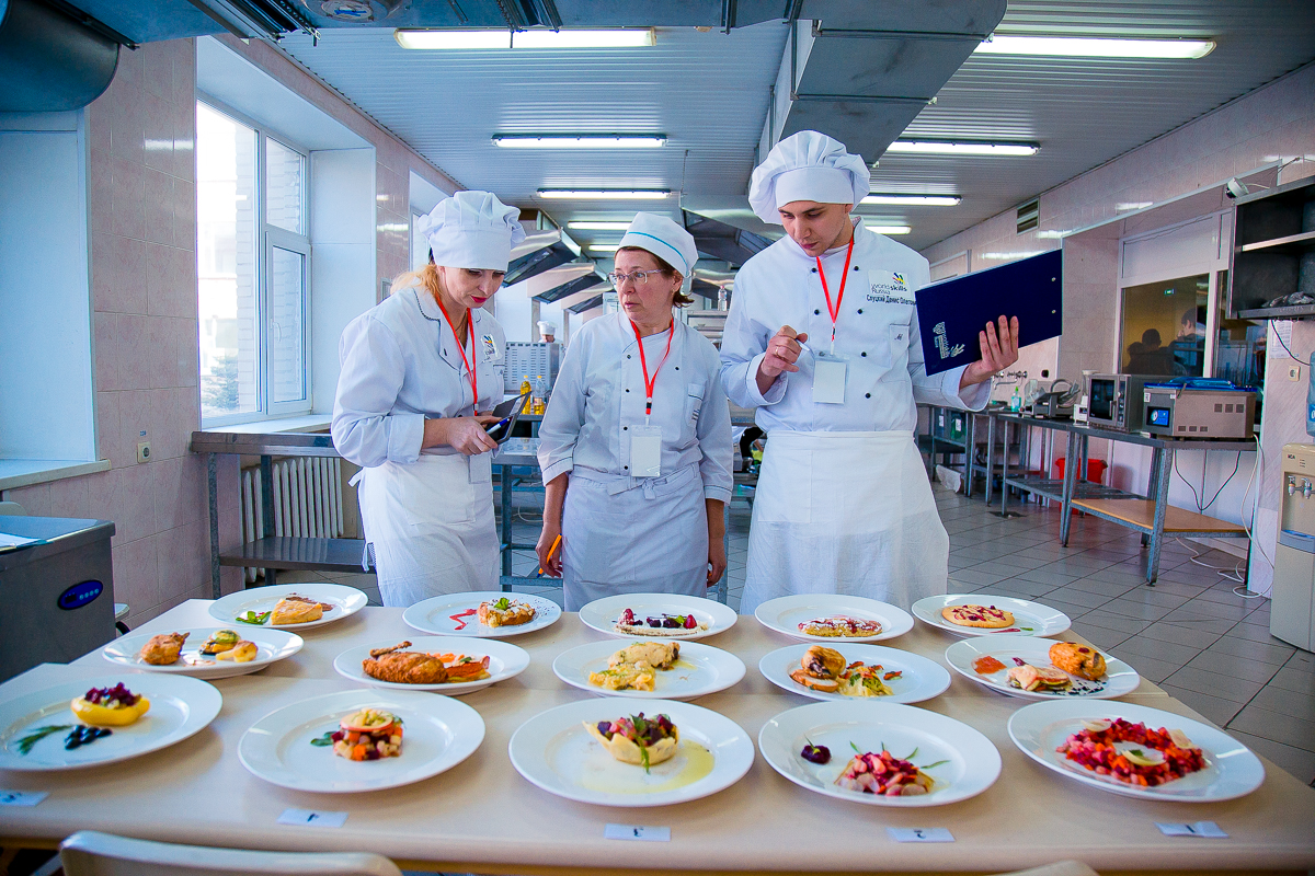 Колледж сервиса и дизайна ВГУЭС победил в региональном этапе WorldSkills Колледж сервиса и дизайна ВГУЭС победил в региональном этапе WorldSkills