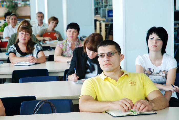 Ведущие московские специалисты провели для преподавателей ВГУЭС семинар-тренинг