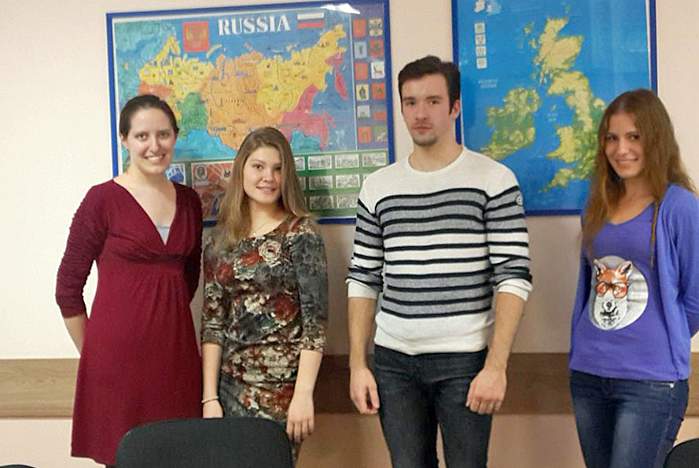 Иностранные и российские студенты ВГУЭС: «Знакомим с традициями своих стран»
