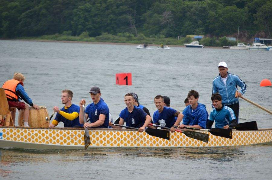 Гребцы ВГУЭС стали победителями и призерами кубка губернатора по гребле на лодках класса «Дракон»