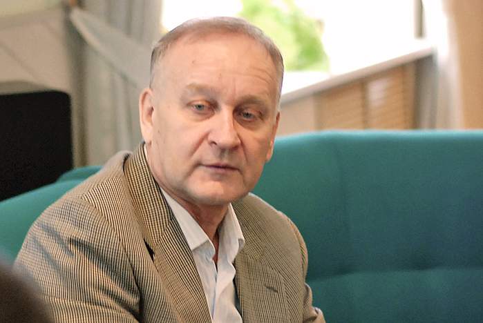 Ректор ВГУЭС Геннадий Лазарев: «Три года учебы и год практики – требование времени и работодателя»