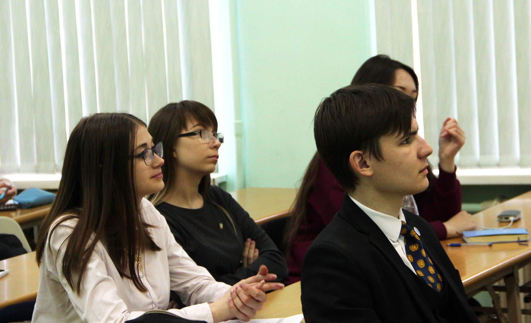 Студенты ВГУЭС готовятся к «Дальневосточной модели ООН – 2018»