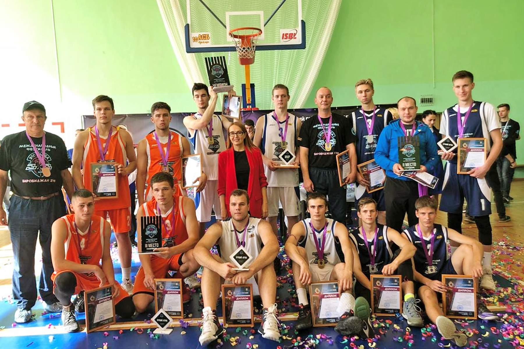 На фестивале студенческого баскетбола у ВГУЭС бронза