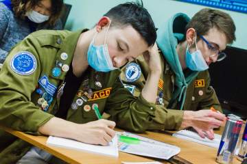 Участники добровольческих отрядов краевой акции «От мала до велика» прошли обучение азам профориентации в центре «Абитуриент»