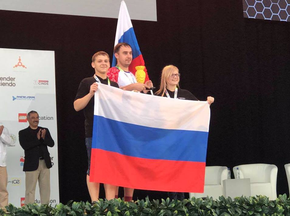 Чемпион World Robot Olympiad – 2017 учится в Международной лингвистической школе, созданной ВГУЭС Чемпион World Robot Olympiad – 2017 учится в Международной лингвистической школе, созданной ВГУЭС